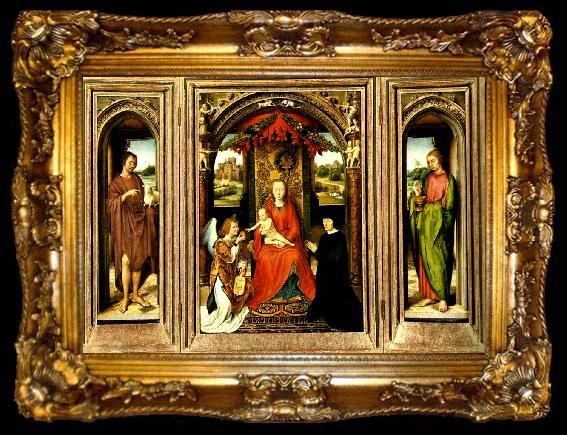 framed  Hans Memling madonnan med barnet tronande med angel och donator, ta009-2
